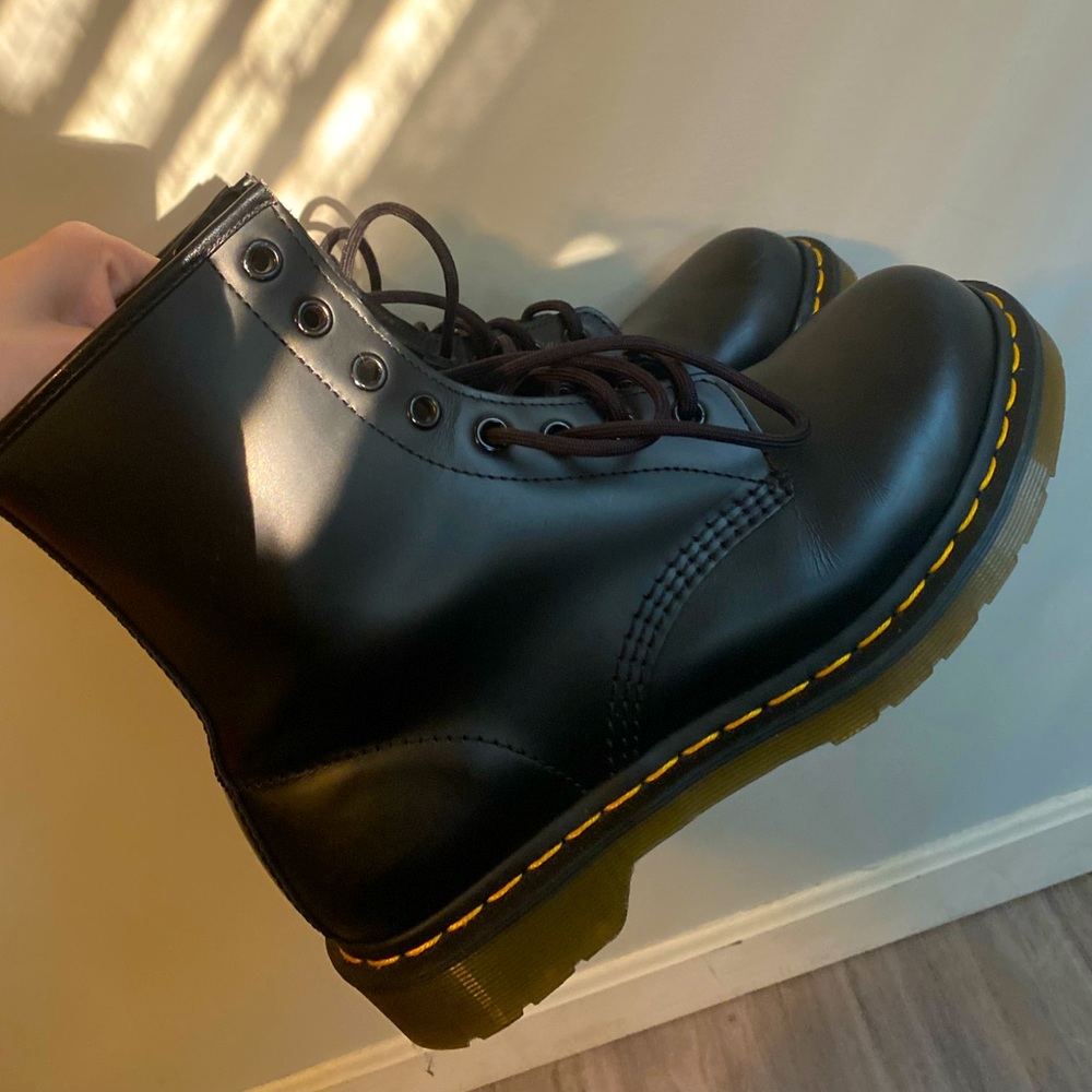 womens doc martens